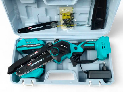 akkumulyatornaya-tsepnaya-pila-grand-apts-6-2-2-besshhyotochnaya-2-shiny-2-tsepi-v-kejse